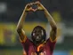 Roma tighten grip on second place