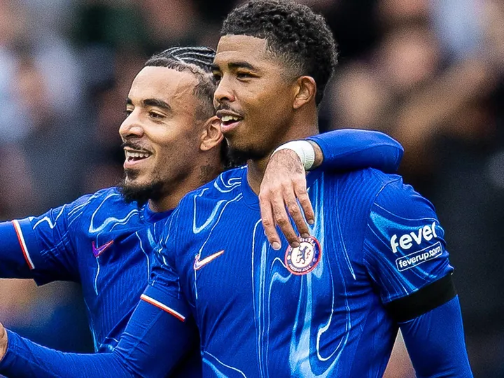 Chelsea 'open door' to offloading injury-hit defender this summer