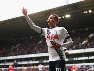 Tottenham recover to close gap on top four