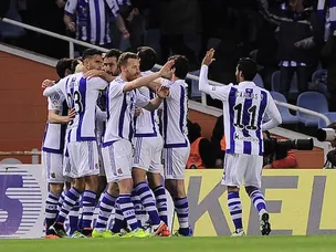 Barca slip up at Anoeta to blow title race open