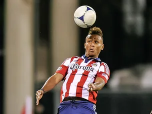 New England held by 10-men Montreal