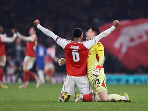 Gunners going to Wembley: Arsenal defeat Chelsea over two legs to book EFL Cup final spot