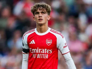 Dowman faces fresh threat as Arsenal 'scout' 16-year-old twin attackers