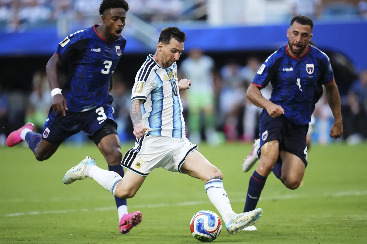 Argentina 3-2 Cape Verde: Romero heads the winner deep in extra time as Argentina survive a Cape Verde stunner to qualify