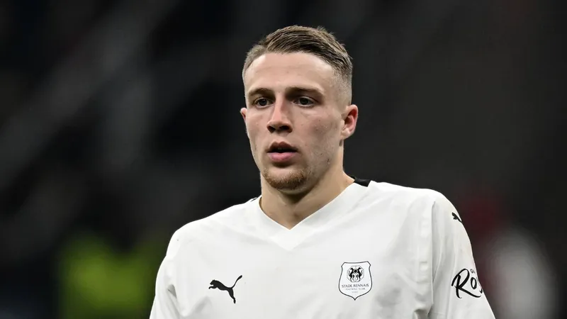 Latest transfer news, rumours: Villa target Rennes defender, Marseille want Aguerd