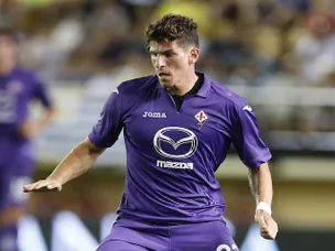Gomez makes home debut for Fiorentina