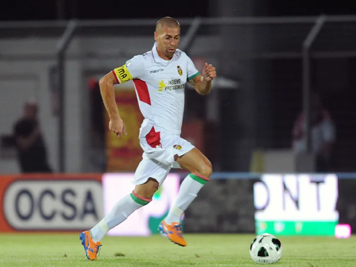 Leeds recruit striker Antenucci