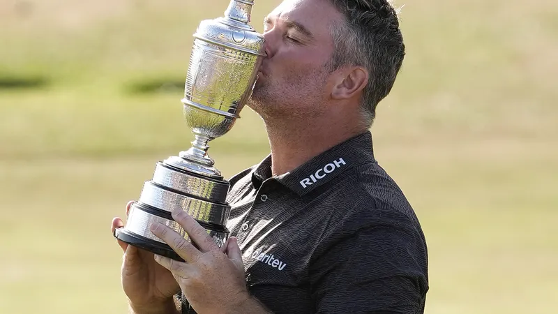 Fox holds nerve to win 2026 Open, fends off long-term clubhouse leader