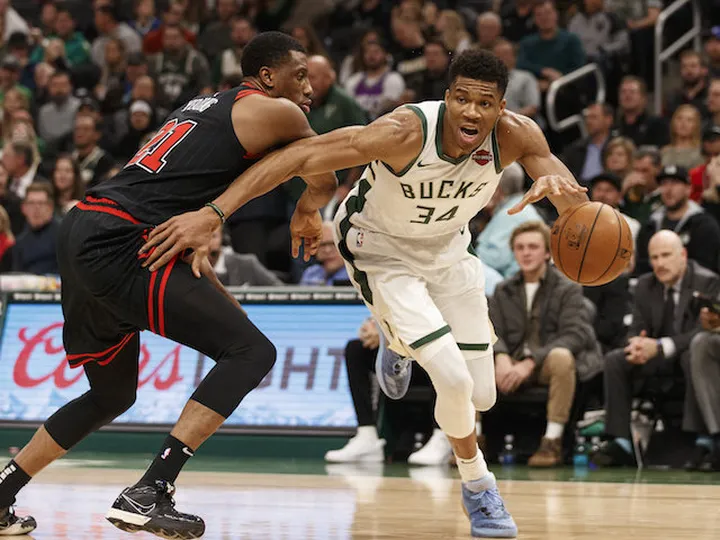 NBA roundup: Giannis Antetokounmpo sees Milwaukee Bucks past Chicago Bulls