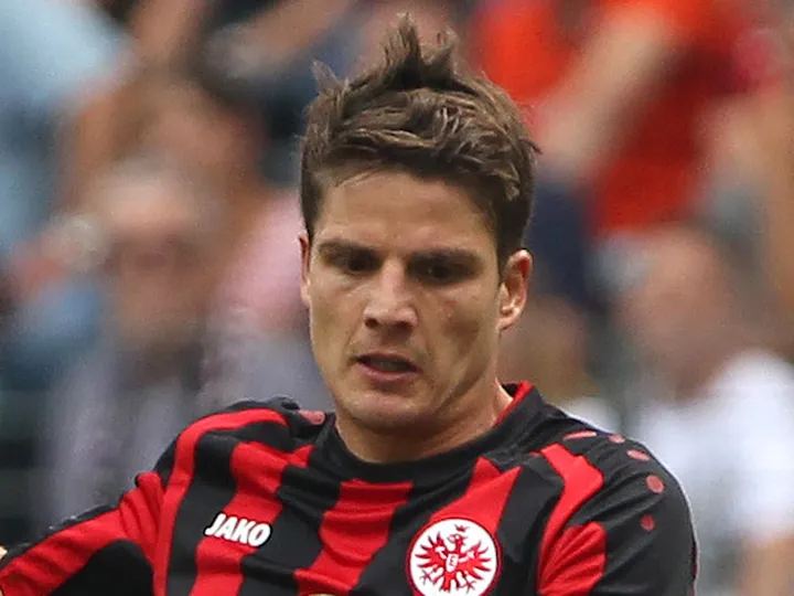 Frankfurt earn point at Hamburg