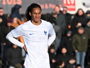 Chelsea confirm arrival of Saint-Etienne midfielder, contract length revealed