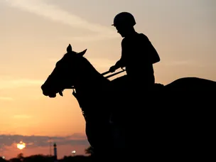 ITV secures new horse racing rights deal