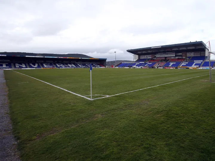 Constantin Budescu strike downs Inverness
