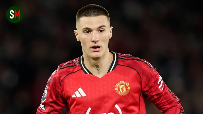 Sesko injury latest: Should Man United fans be concerned about absent forward?