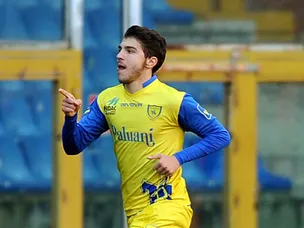 Paloschi's hat-trick downs Genoa