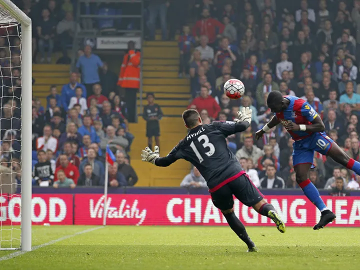 Yannick Bolasie scores in Palace victory