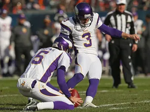 Vikings edge ahead against Bills