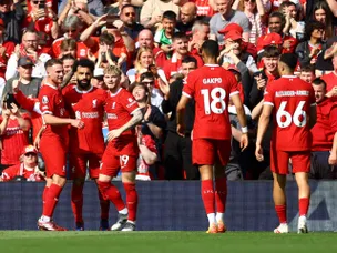 Mohamed Salah sets new Premier League record in Tottenham victory