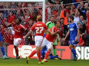 Tesche volley earns Forest a point