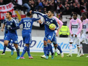 Late Lacazette brace stuns Evian TG