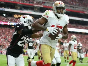 Crabtree, Hyde give 49ers half-time lead
