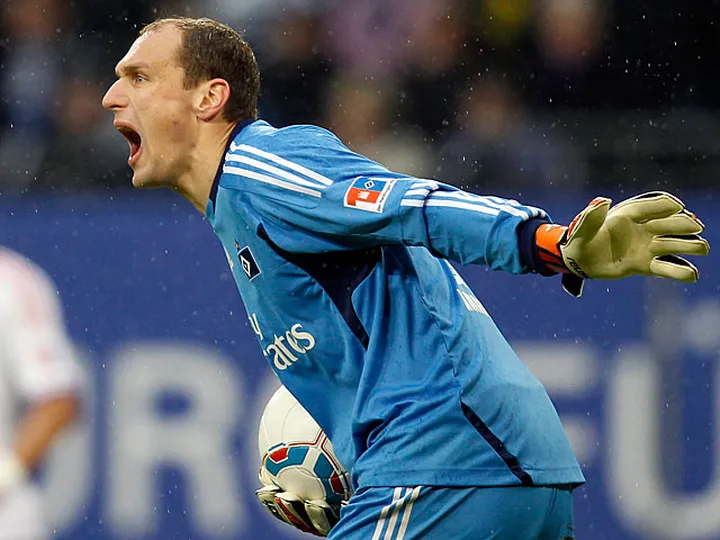 Drobny replaces Adler