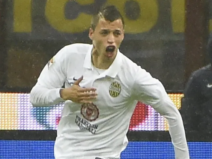 Eibar teammates apologise for sex tape