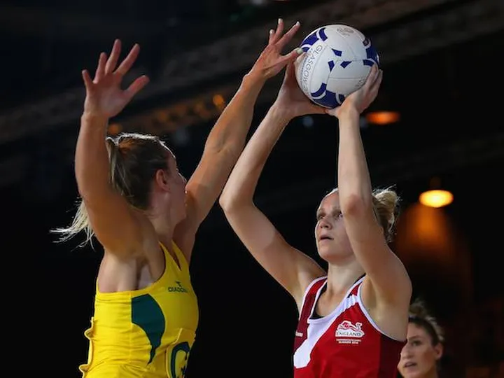 Australia beat England by single point