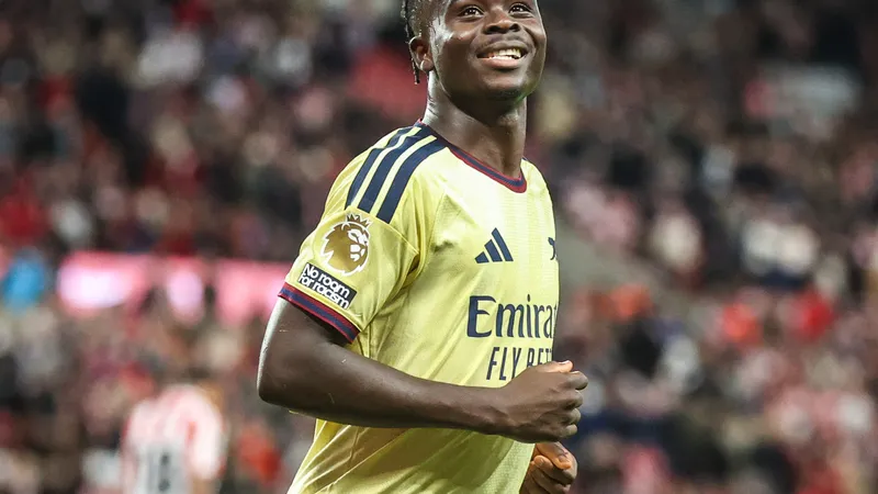 Saka receives Socrates prize at Ballon d'Or ceremony
