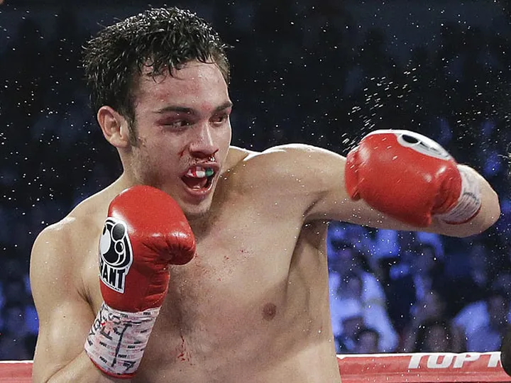 Chavez Jr return postponed