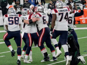 Patriots condemn Jets to worst-ever start with last-gasp comeback win