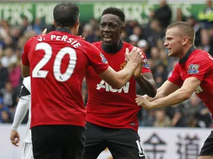 Moyes hopeful over Welbeck, Cleverley fitness