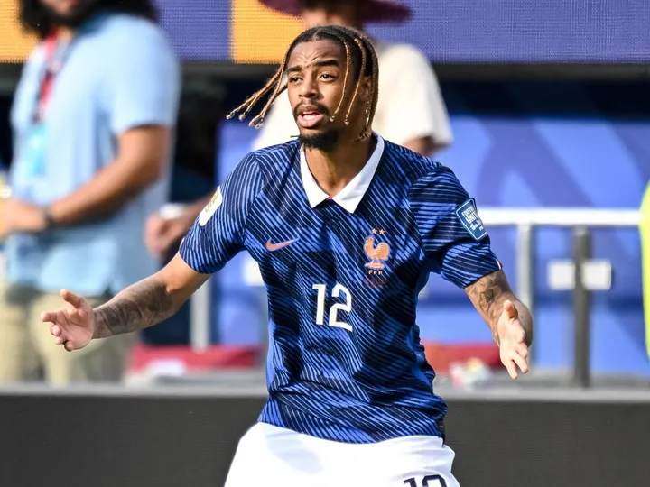 Reds given 'optimistic' Barcola update as PSG decision could allow £100m exit