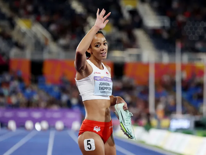 Katarina Johnson-Thompson defends Commonwealth Games heptathlon title
