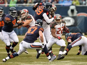 Evans gives Buccaneers lead