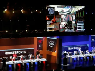 What can you earn from playing CS: GO?