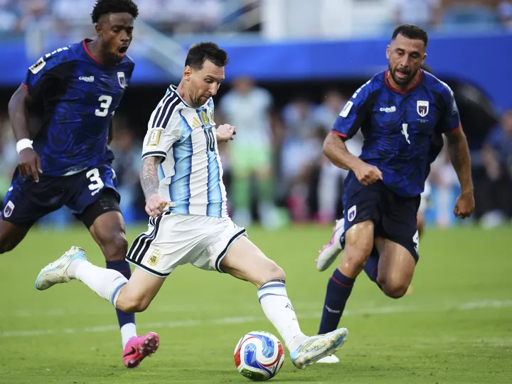 Argentina pick up scares and receive a lesson in 'irresponsible' qualification