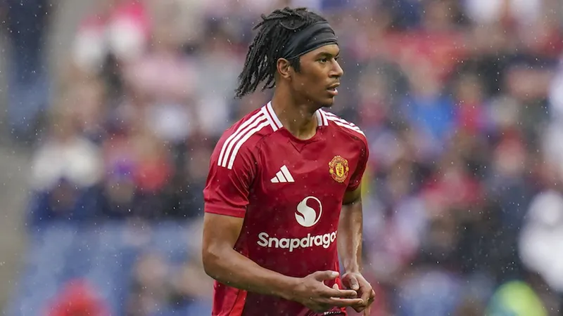 "Once a red, always a red" - Man United academy product leaves Old Trafford