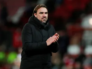 Farke hits out at referee Ward as Norwich are held at Brentford