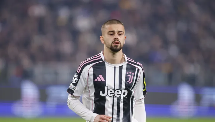 Everton set sights on 'eyebrow-raising' £17m winger as financial advantage revealed