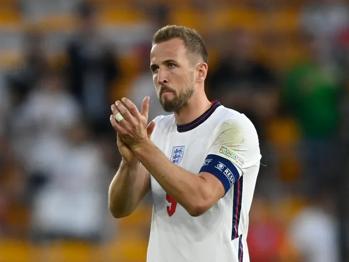 Bayern chief hints at future Harry Kane move?