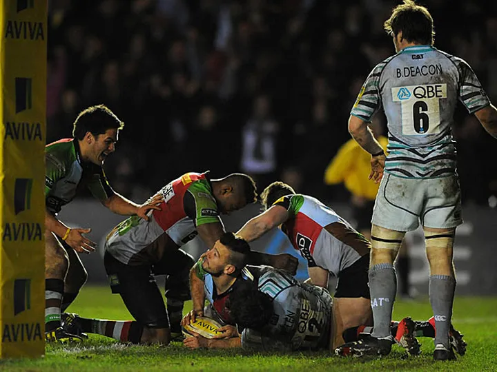 Quins edge past Tigers