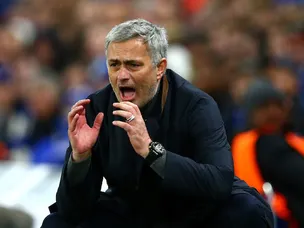 Mourinho hits out at "smart" Aguero