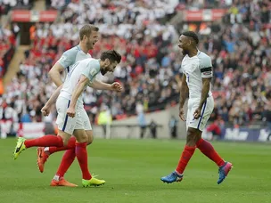 Defoe on scoresheet in England win