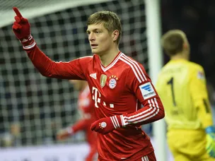Bayern clinch Bundesliga title in Berlin