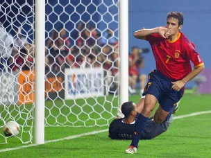 Raul: Dutch a "Himalayan task" for Messi