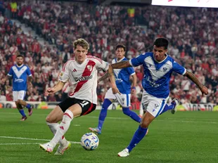 Wolves 'showing interest' in Â£8m-rated Argentine starlet