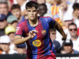 Barca make 'major decision' on future of in-form defender Martin
