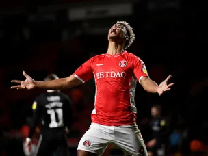 Lyle Taylor scores again as Charlton draw with Nottingham Forest