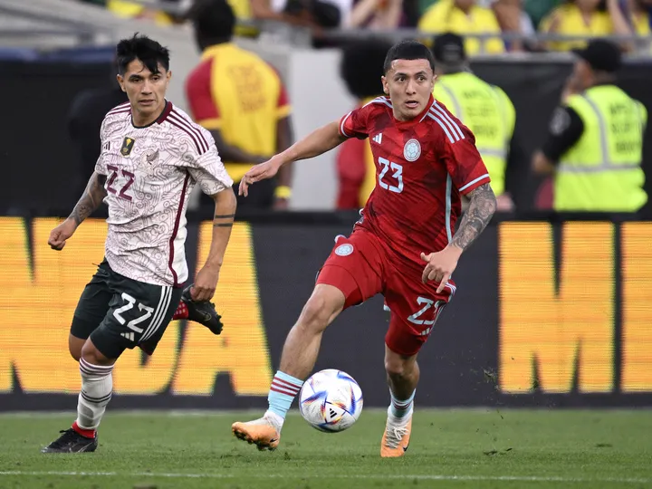 Burnley, Luton 'join race for Colombian winger'